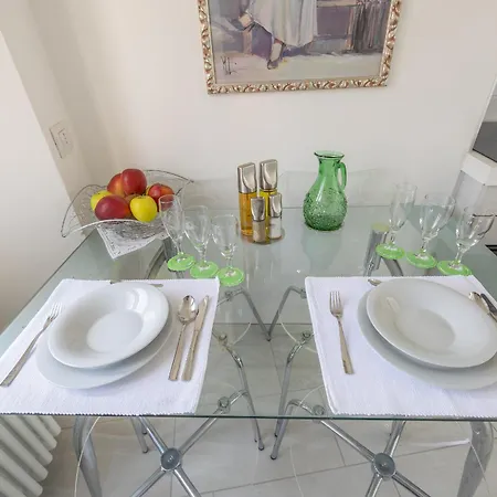 Francisca, Domaso, *