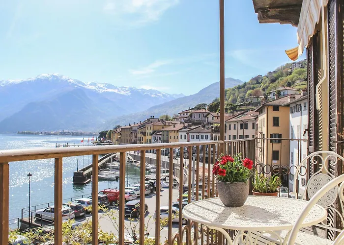 Francisca, Domaso, *